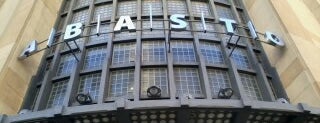 Abasto Shopping is one of Markets e Lojas!.