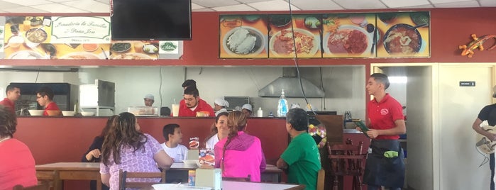 Menuderia La Familia De Dona Jose is one of Guide to Zapopan's best spots.