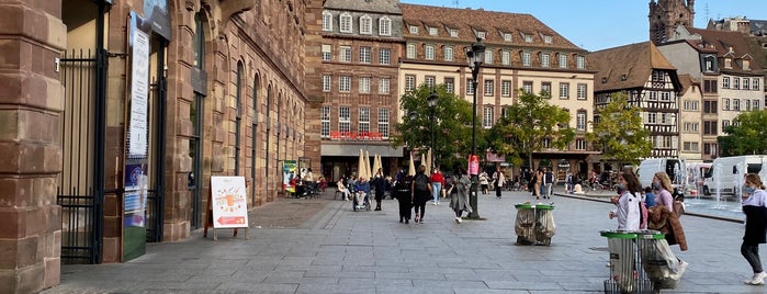 Les Boutiques de l'Aubette is one of Strasbourg.