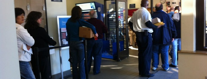 US Post Office is one of Posti che sono piaciuti a Staci.