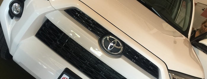 Toyota of Richardson is one of Tempat yang Disukai Rose.