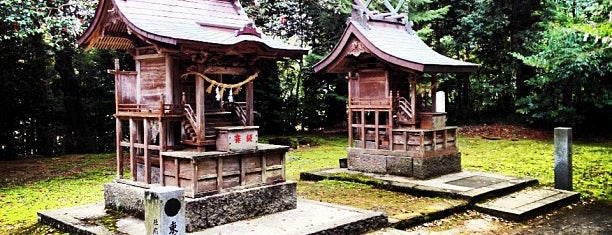 賀茂神社 is one of Sanctuary..