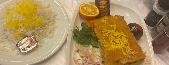 Shamshiri Restaurant | رستوران شمشیری is one of Nostalgic place 💠.