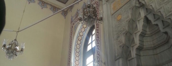 Mecidiye Camii is one of Istanbul 🇹🇷.