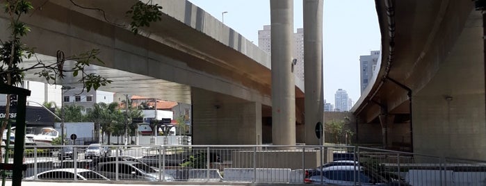 Estação Campo Belo (Metrô) is one of Metrô de São Paulo.