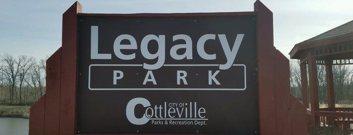 Legacy Park is one of Tempat yang Disukai Christina.