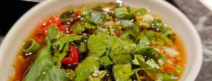 辛殿麻辣鍋 Xindian Hotpot is one of Taiwan food.