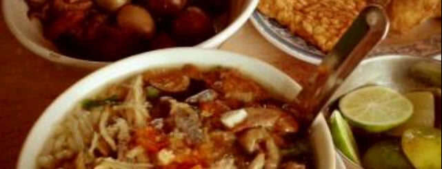 Soto Ayam Bangkong is one of RizaL 님이 좋아한 장소.