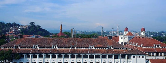 Lawang Sewu is one of RizaLさんのお気に入りスポット.