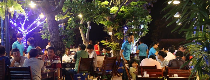 Phuong Anh Restaurant is one of Danang.