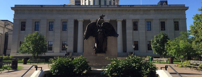 Ohio Statehouse is one of State Capitols.