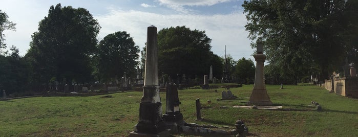 Greenwood Cemetery is one of Trips Home.