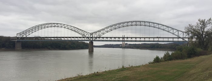 Sherman Minton Bridge is one of Lieux qui ont plu à 🖤💀🖤 LiivingD3adGirl.