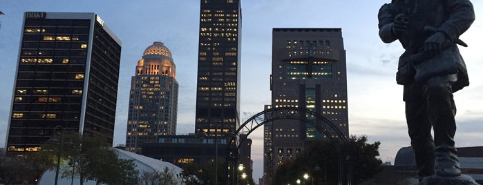 Belvedere/Riverfront Plaza is one of The 15 Best Places with Scenic Views in Louisville.