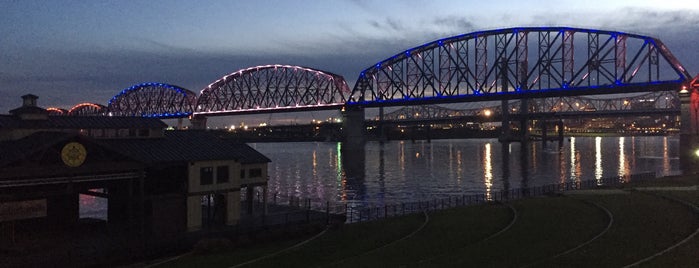 Jeffersonville Riverstage is one of Louisville Family Fun Spots.