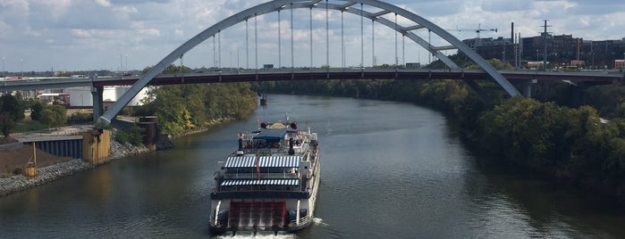 Korean Veterans Memorial Bridge is one of Ray Stevens Concert In Nashville.