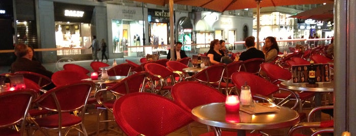 Segafredo Graben is one of The best after-work drink spots in Vienna.