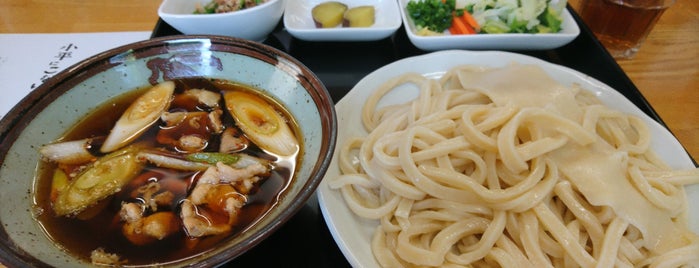 うどん弥 根古坂 is one of 麺.