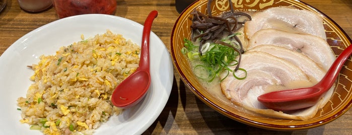 Tonkotsu Sewan is one of punの”麺麺メ麺麺”.
