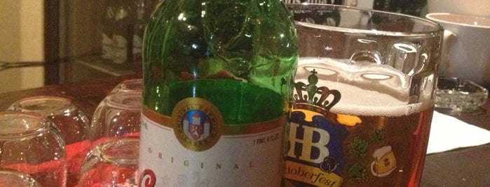 The BeerBox Metepec is one of Ale Cecy'in Kaydettiği Mekanlar.
