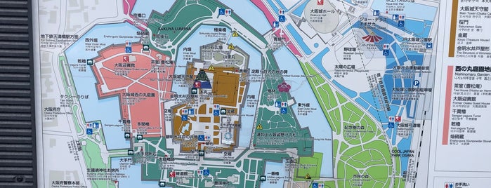 Osaka Castle is one of Ares : понравившиеся места.