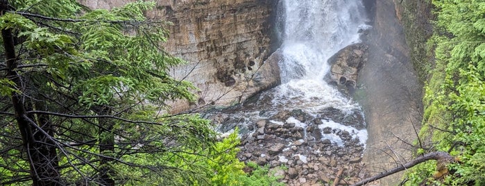 Miner's Falls is one of Nature - go explore!.
