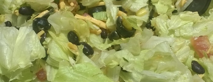 Salad Sensations is one of Lugares favoritos de Kyra.