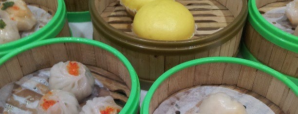 Restoran Jin Xuan Hong Kong Sdn Bhd (锦选香港特级点心） is one of Teresaさんのお気に入りスポット.