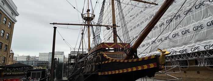 The Golden Hinde is one of London Sightseeing.