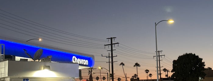 Chevron is one of La La Land.