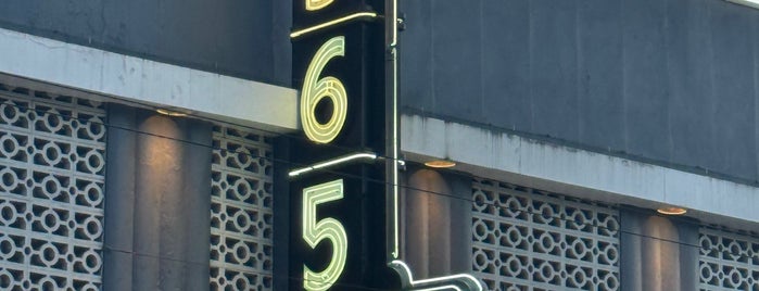 Bimbo's 365 Club is one of San Francisco 3.