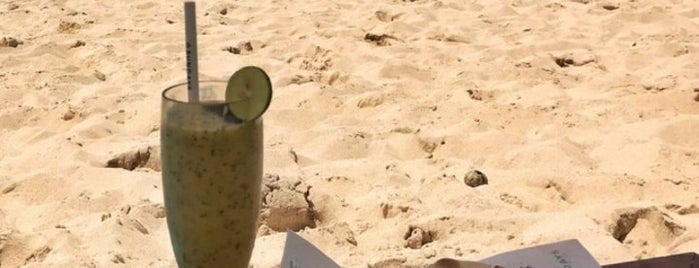 Sunday's Beach Club is one of Posti che sono piaciuti a Marshmallow.