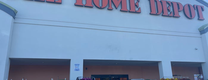 The Home Depot is one of Olga’s Liked Places.