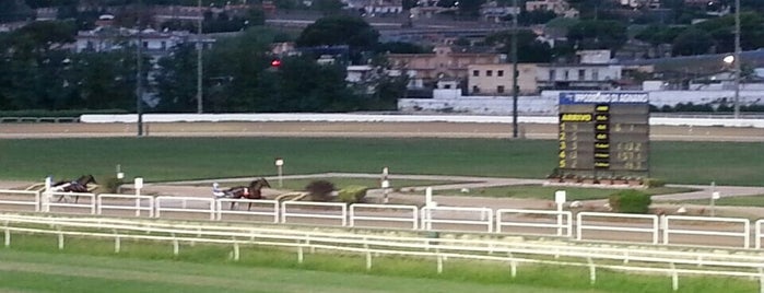 Ippodromo di Agnano is one of Lugares guardados de gibutino.