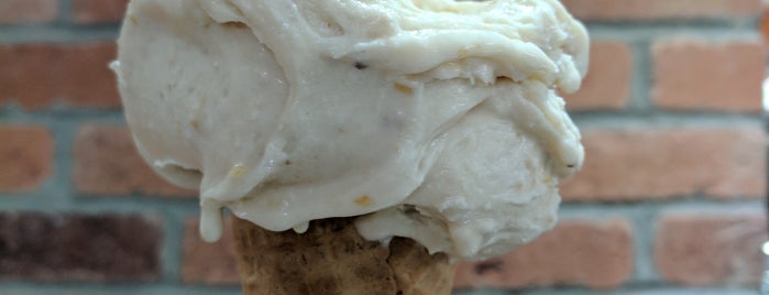 Casa Rosada Artisan Gelato is one of Old Town to Try.
