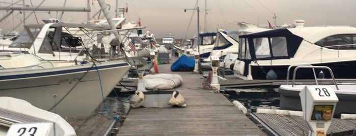 Ataköy Marina is one of Gamzeさんのお気に入りスポット.