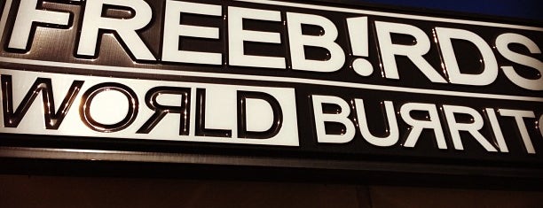 Freebirds World Burrito is one of สถานที่ที่ Everett ถูกใจ.
