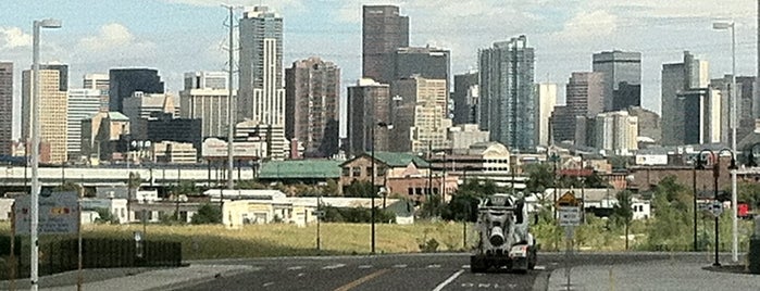 RTD Rail - Decatur / Federal Station is one of Lugares favoritos de Chai.