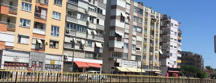 Türkiye İş Bankası is one of Lugares favoritos de Emine Ürger.