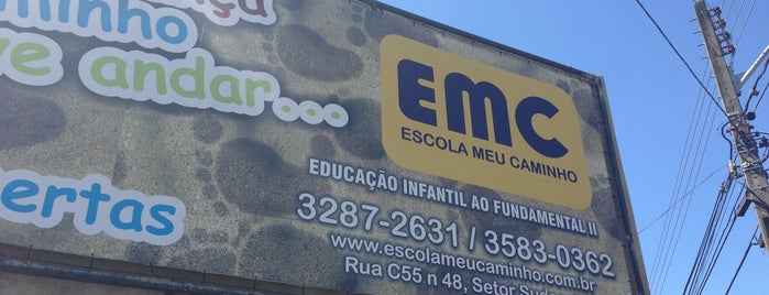 Colégio EMC is one of Colégios.