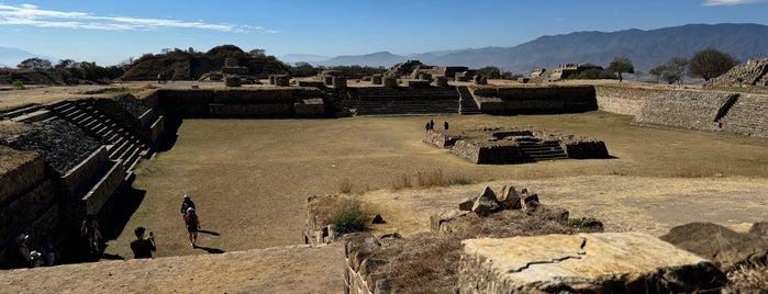 Tumbas De Monte Albán is one of oaxaca.