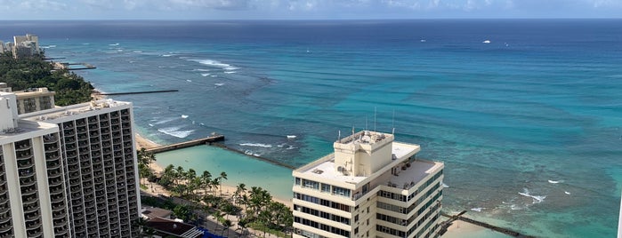 Alohilani Resort Waikiki Beach is one of Hawaii Honeymoon.