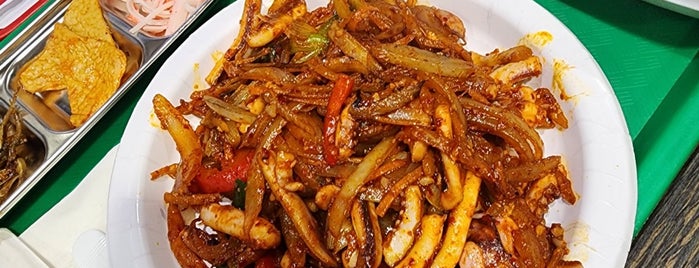 Joen Korean Restaurant is one of Posti che sono piaciuti a Kimmie.