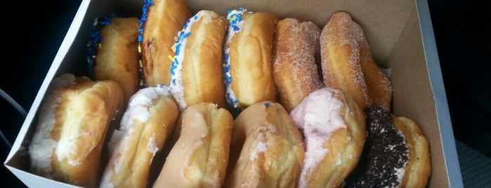 Gibson's Donuts is one of Memphis, Tennessee | Cultural Xplorer.