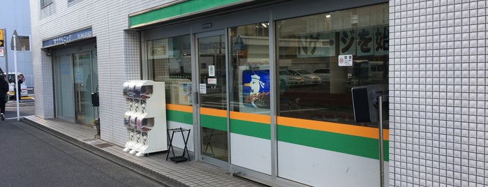 railways湘南ライン is one of 平塚お散歩コース.