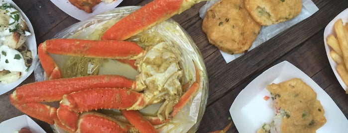 The 15 Best Places for Seafood Dinners in New York City