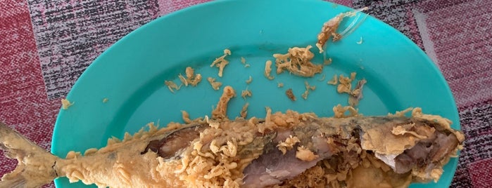 Ikan Celup Tepung,Kedai Pak Hashim is one of Food.