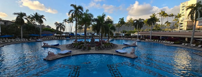 Kaua'i Marriott Resort Pool is one of Kauai Favorites.
