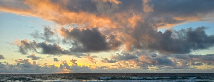 Kealia Beach is one of Hawaii.