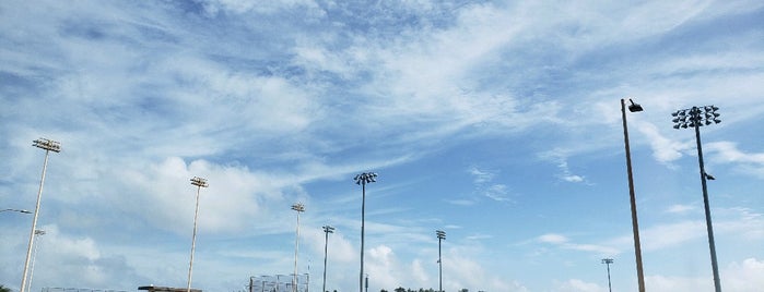 Vidinha Stadium is one of Heatherさんの保存済みスポット.